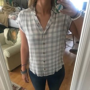 Abercrombie button up tee